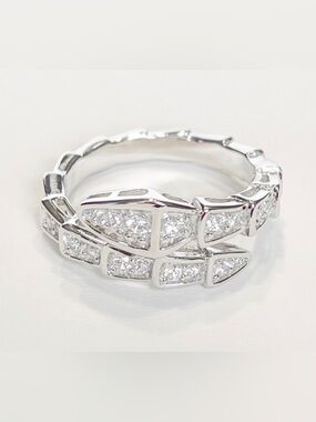 Silver Pave Spiral Crystal Ring - Women's Fashion